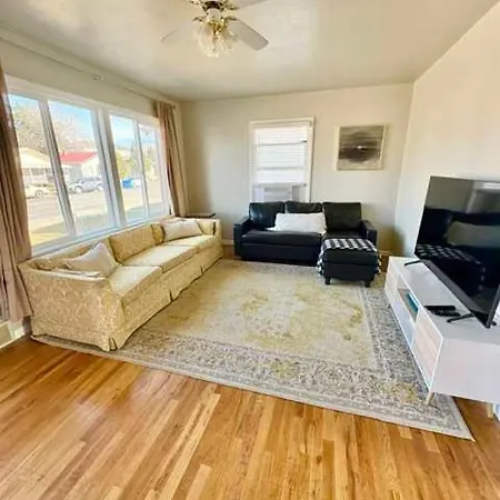 Historic 2 Bedroom Home In Old Town-Main Floor Pocatello Exterior foto