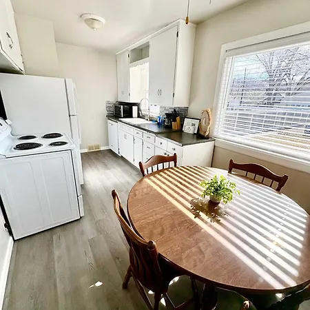 Historic 2 Bedroom Home In Old Town-Main Floor Pocatello Exterior foto