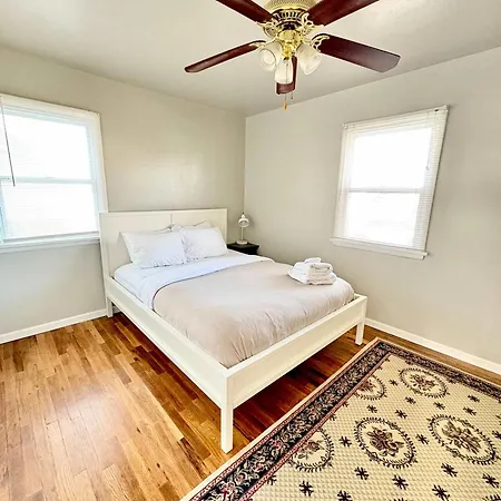 Historic 2 Bedroom Home In Old Town-Main Floor Pocatello Exterior foto